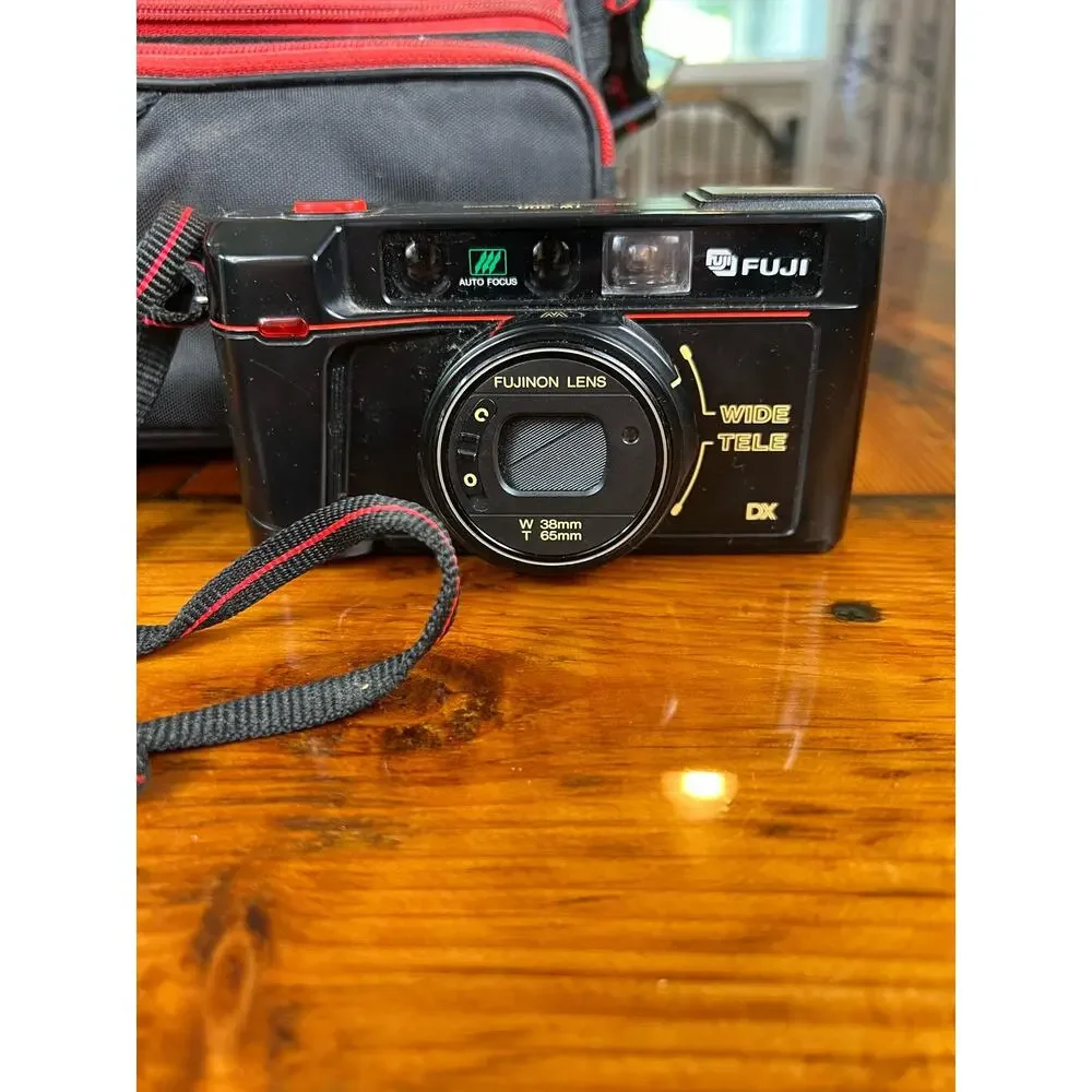 Vintage Fuji Camera AS IS and matching bag